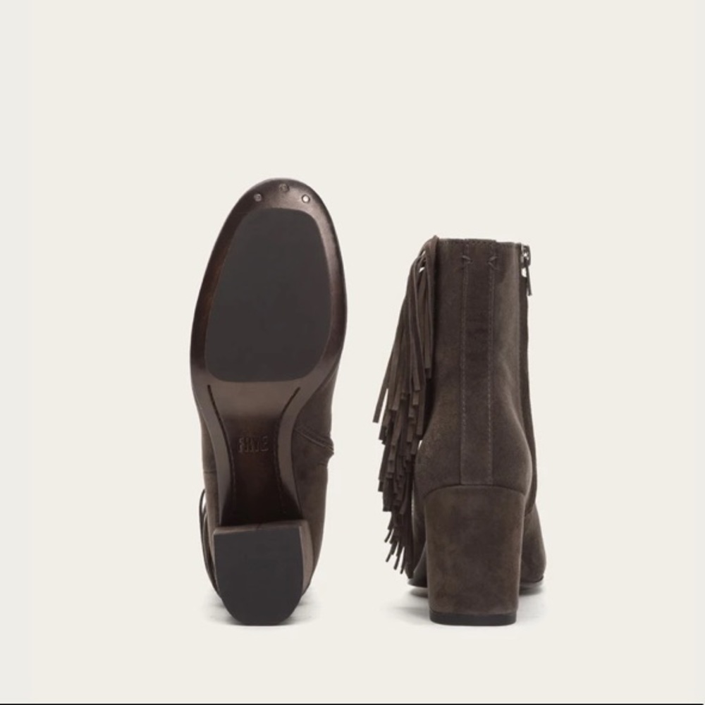 Frye Jodi Fringe Short Suede Trendy Ankle Bootie - Picture 4 of 16